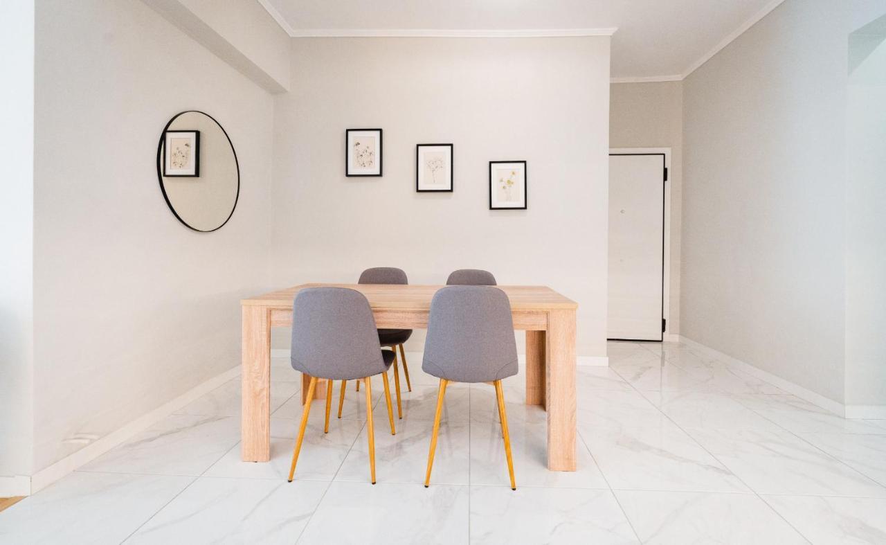 Liv - Contemporary In Apartmán *
